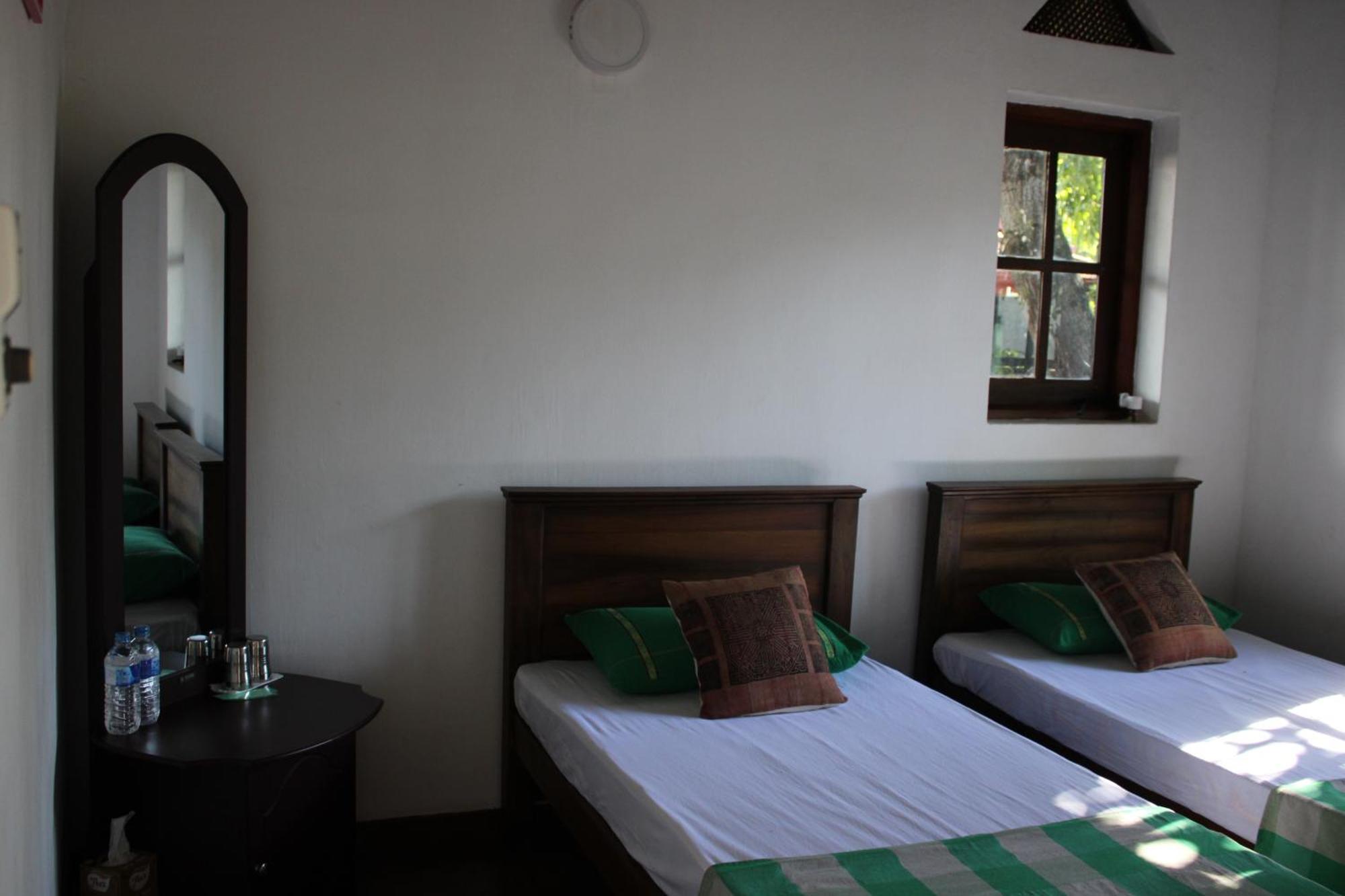 Olideb Gedara Hotel Negombo Ngoại thất bức ảnh